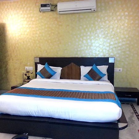 Hotel Ananda دلهي المظهر الخارجي الصورة