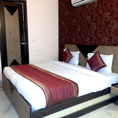 Hotel Ananda دلهي المظهر الخارجي الصورة