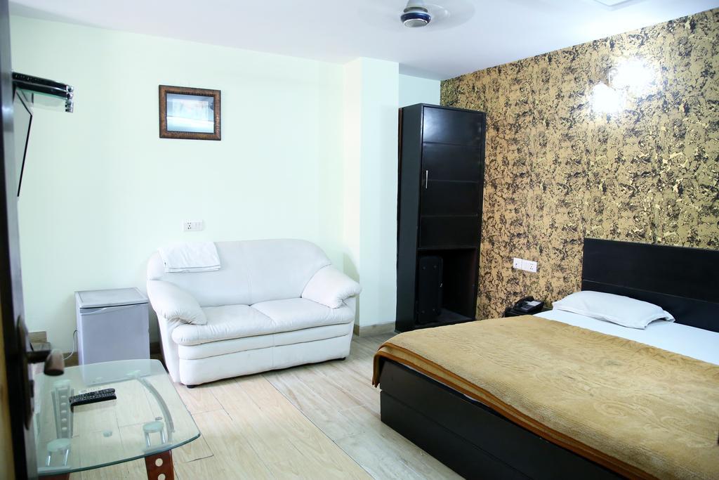 Hotel Ananda دلهي الغرفة الصورة