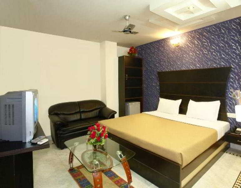 Hotel Ananda دلهي الغرفة الصورة